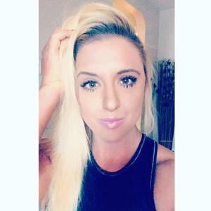 Meet your Posher, Alicia